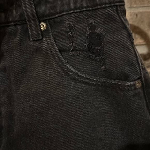 Rollas Dusters High Rise Slim black distressed 100% cotton denim shorts size 25 - Picture 4 of 12